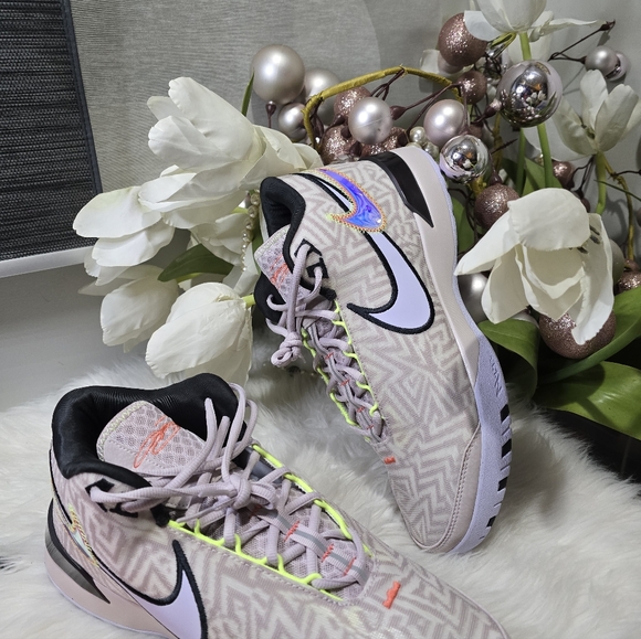 Nike LeBron NXXT Genisus EP Basketbal mens l Shoes size12 New - Picture 4 of 8